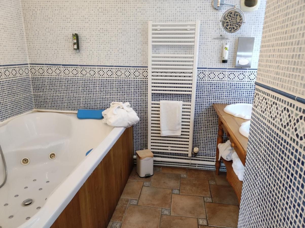 Le Relais Des Dalles - Hotel & Restaurant Sassetot-le-Mauconduit Dış mekan fotoğraf