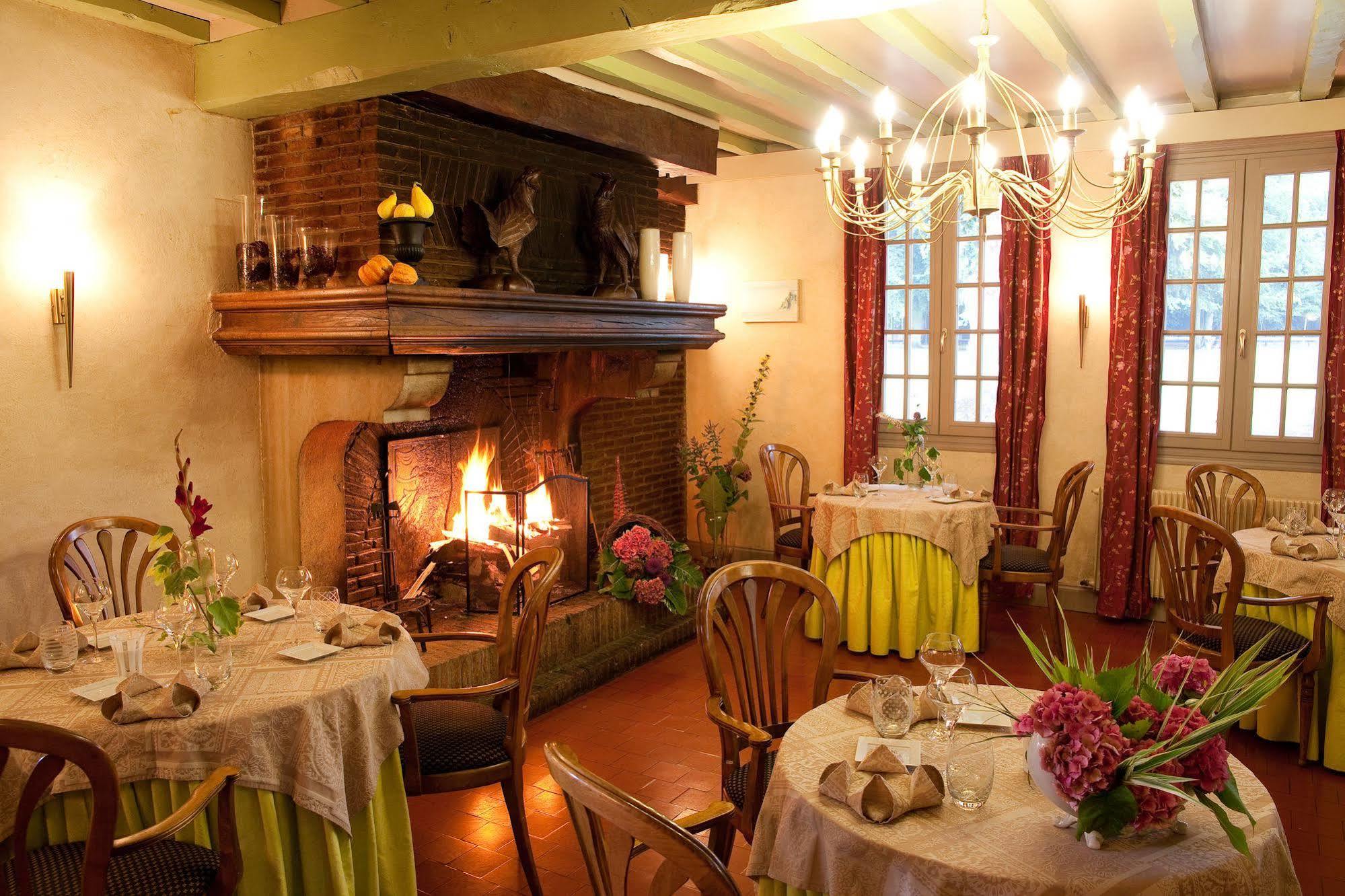 Le Relais Des Dalles - Hotel & Restaurant Sassetot-le-Mauconduit Dış mekan fotoğraf