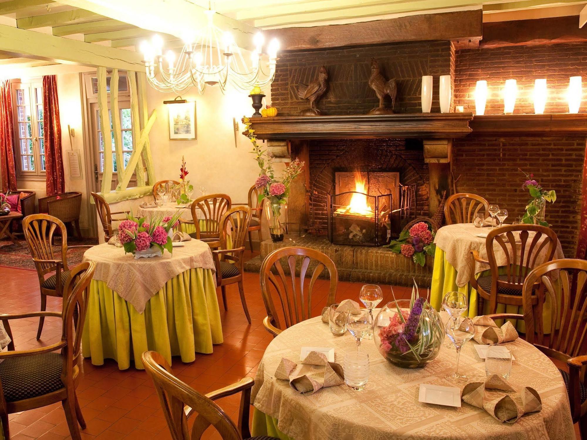 Le Relais Des Dalles - Hotel & Restaurant Sassetot-le-Mauconduit Dış mekan fotoğraf